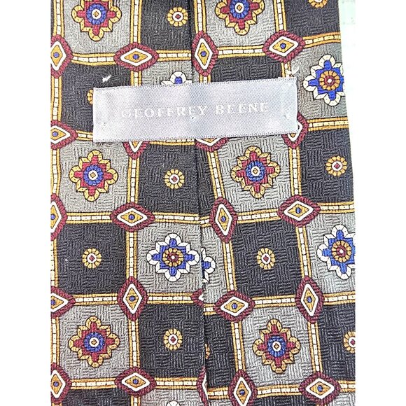 Geoffrey Beene Mens Silk Tie Geometric Floral Pattern Black & Gray - Picture 5 of 7